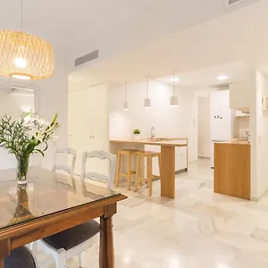 https://wonderful-apartment-in-malagueta-beach.1costadelsol.com